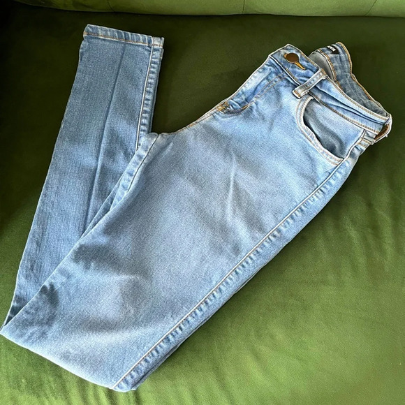 Fashion Nova Denim - FashionNova Classic Mid-Rise Skinny Jeans